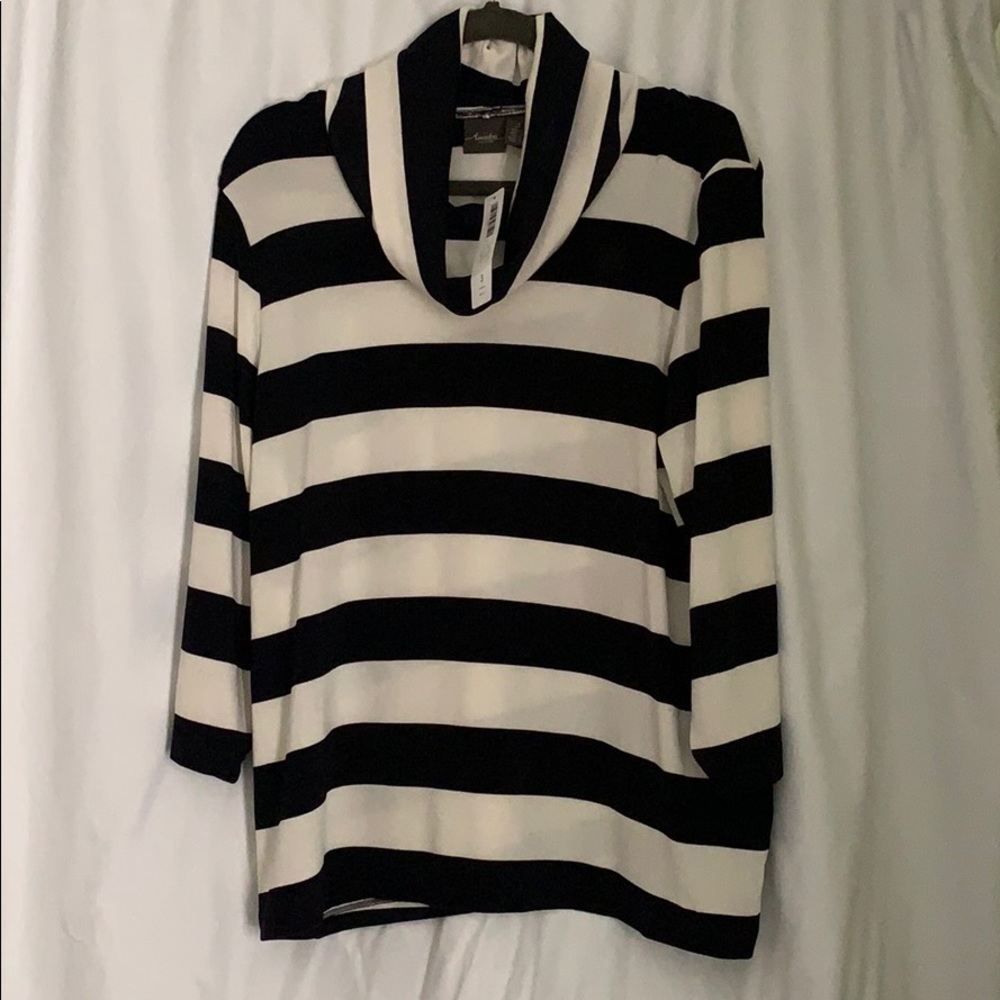 Chico’s long sleeve top